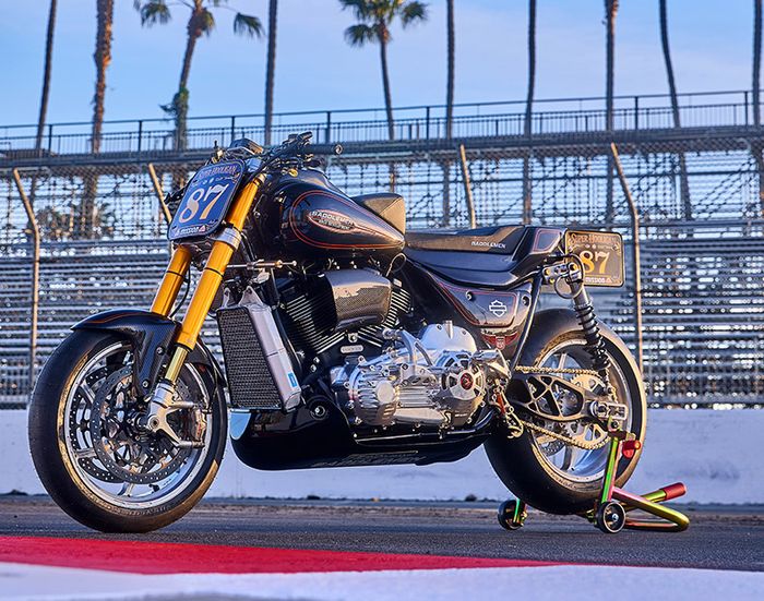 Saddlemen Harley-Davidson FXR-R